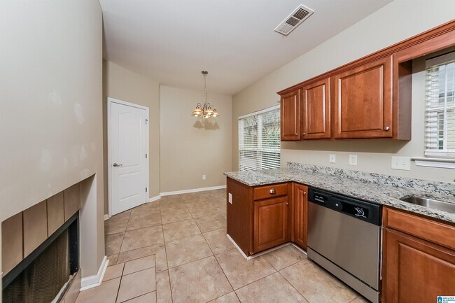 Building Photo - 12969 Woodland Park Cir