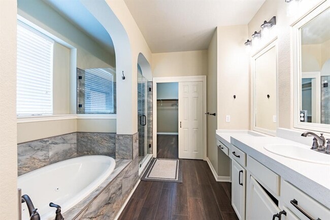 Building Photo - 730 Nelson Ranch Rd