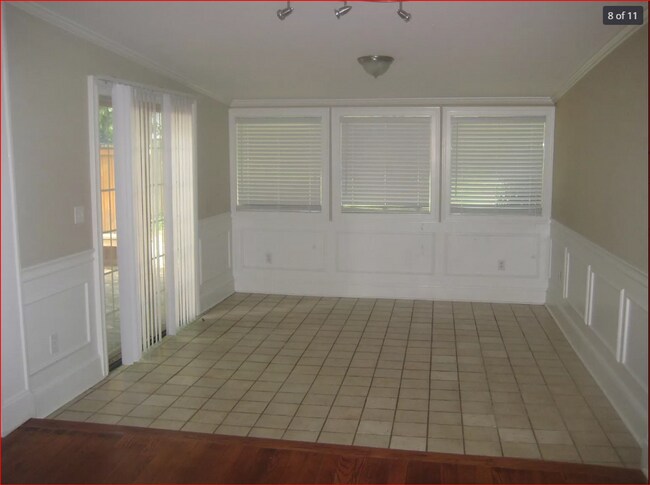 Building Photo - 1234 Park St