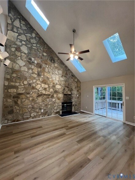 Building Photo - 1838 Ferncreek Pl