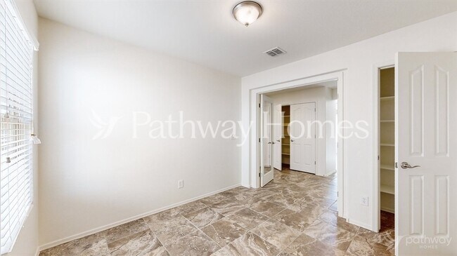 Building Photo - 18418 W Jones Ave