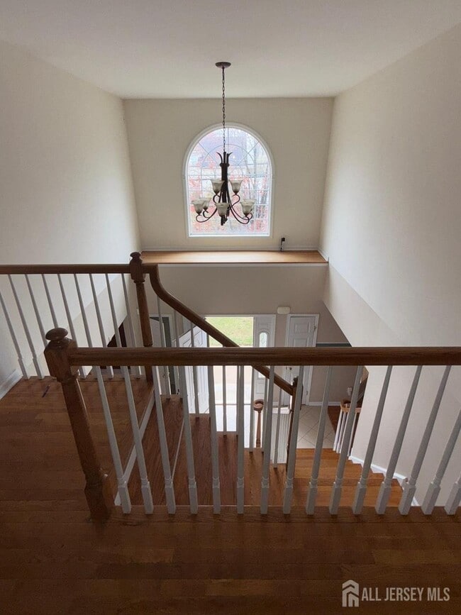 Building Photo - 105 Churchill Ave