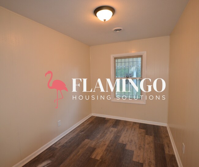 Building Photo - 1302 Wesleyan Rd