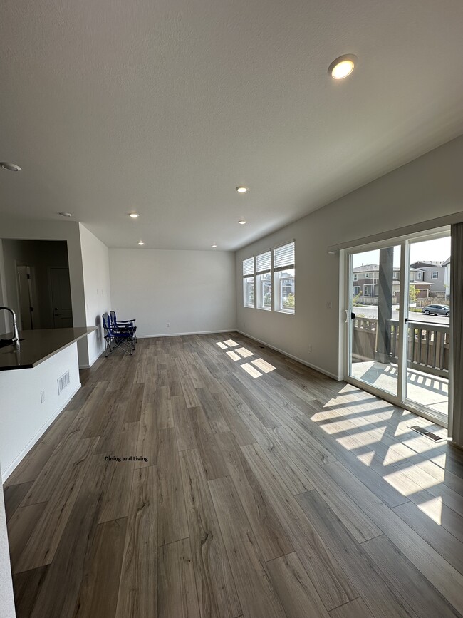 Building Photo - 21154 E 63rd Dr