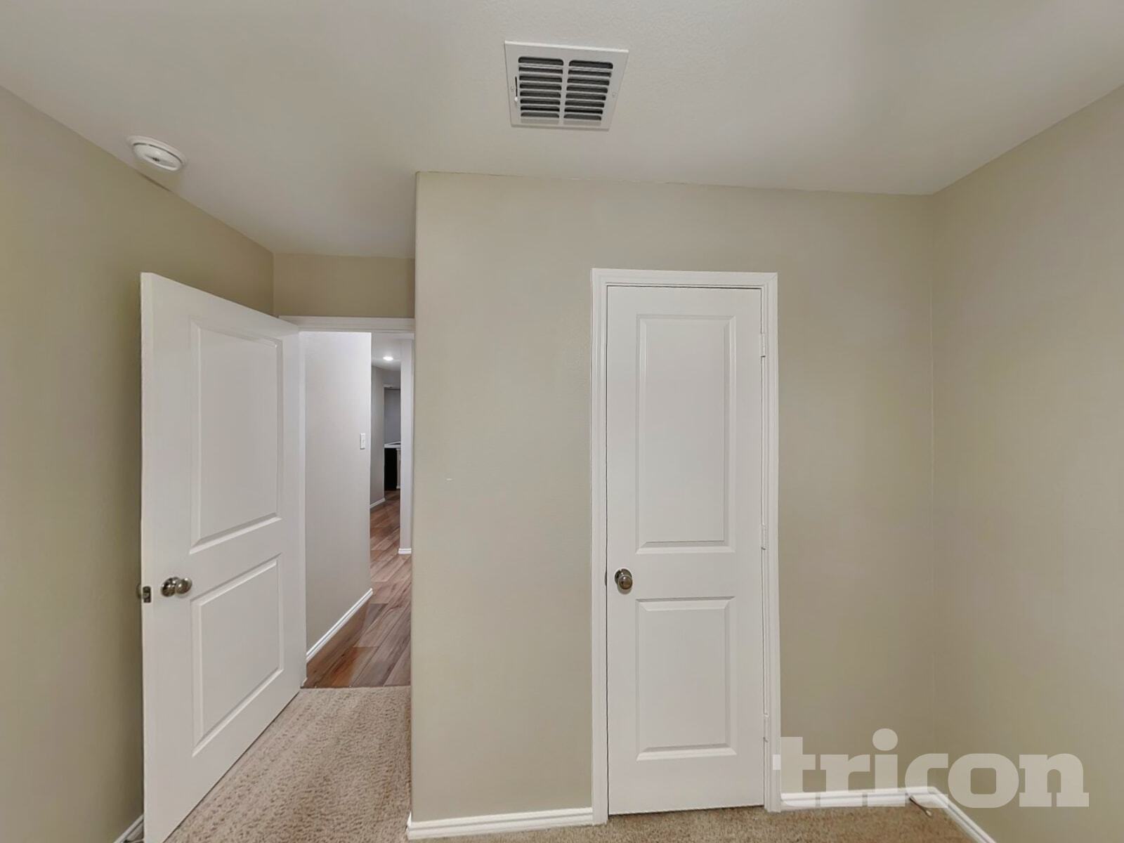 Building Photo - 1001 Odlozil Ln