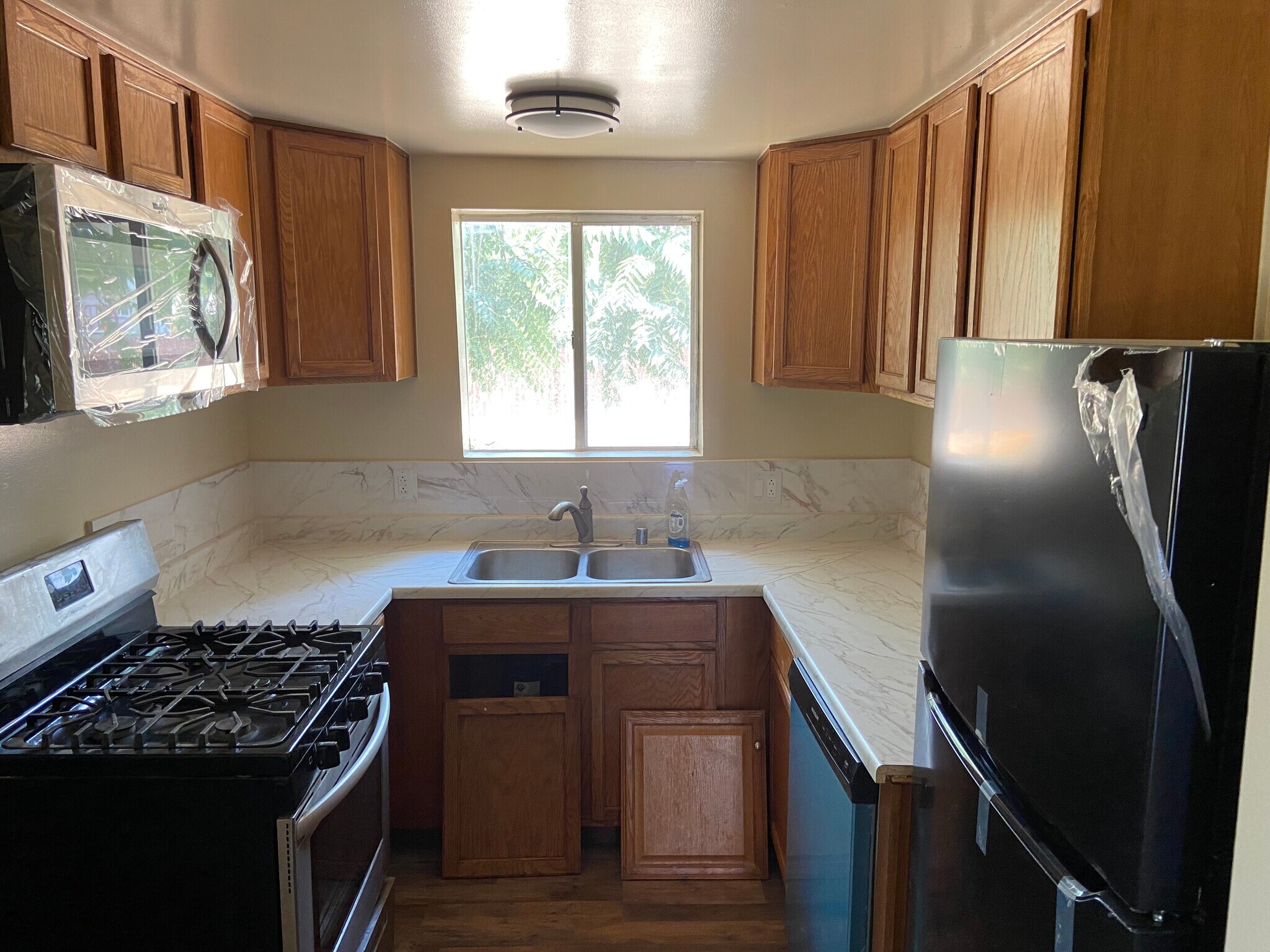 Building Photo - 3204 6th St