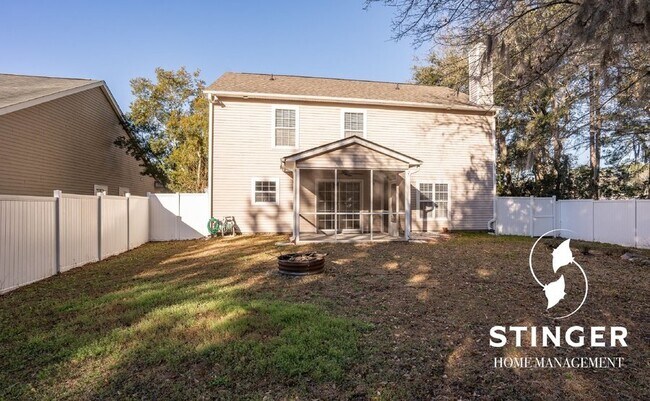 Building Photo - 82 Shadow Moss Dr