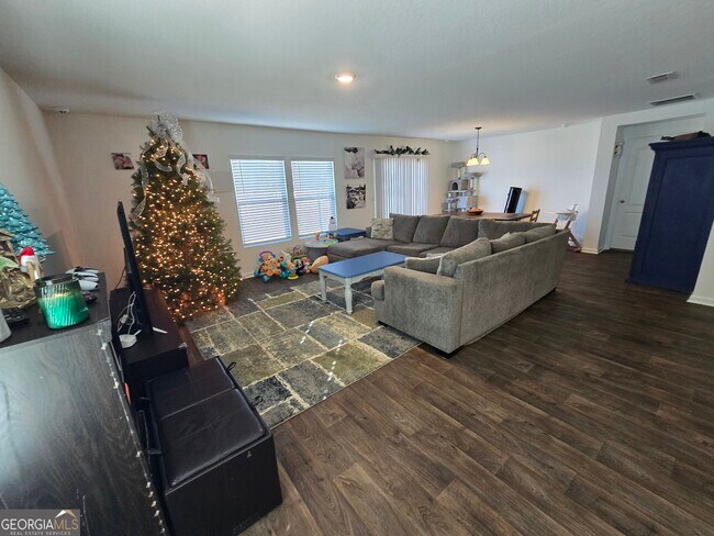 Building Photo - 108 Landing Blvd