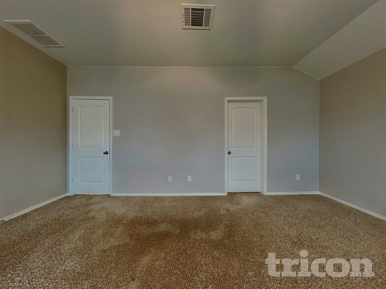 Building Photo - 1016 Adler Way