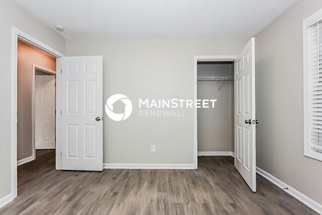 Building Photo - 3 Bedroom Pet-Friendly Home in REX, GA with Main Street Renewal