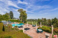 Building Photo - 10820 Ambazac Way