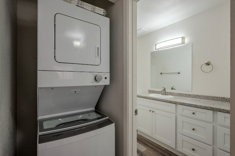 Building Photo - 3816 E McDowell Rd