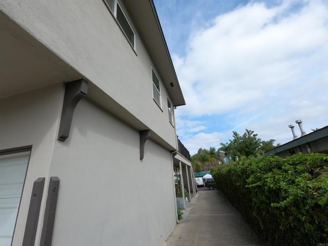 Building Photo - 378 Park Way