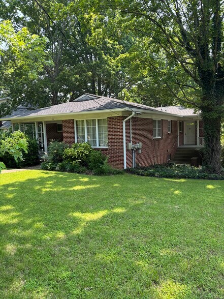 Building Photo - 104 S Germantown Rd