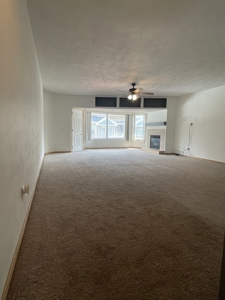 Building Photo - 6032 Park Ridge Rd