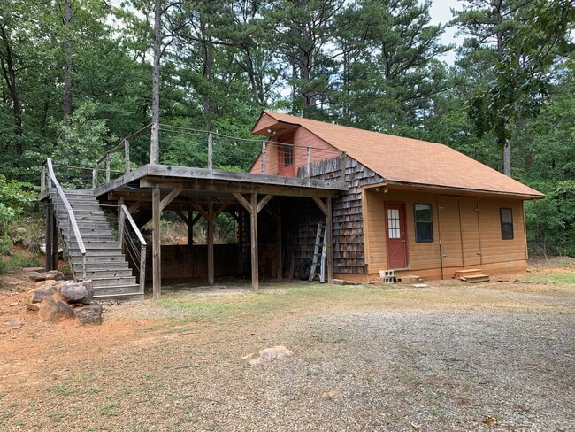 Building Photo - 31041 Dove Ln