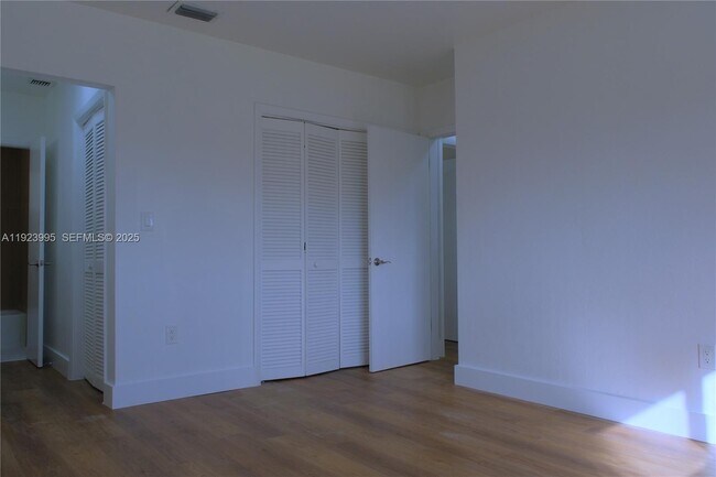 Building Photo - 9451 SW 79th St