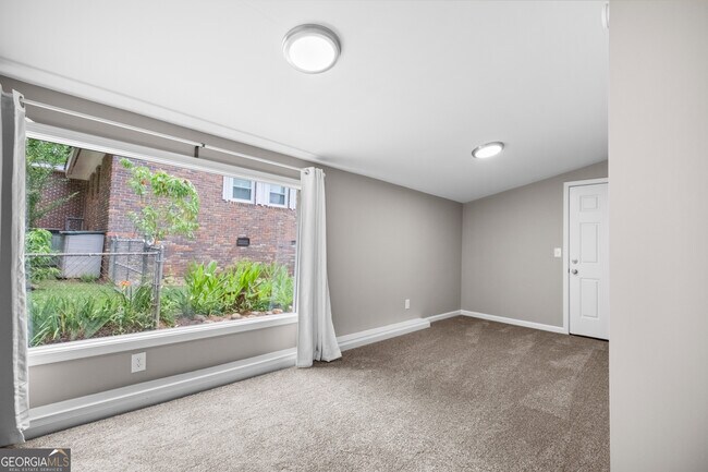 Building Photo - 2179 Beech Valley Dr