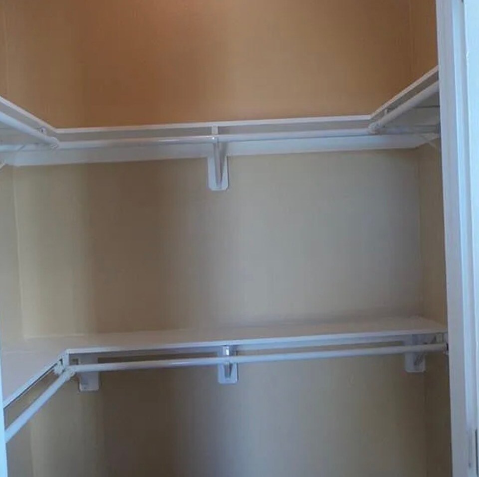 Master closet - 1938 Flood St