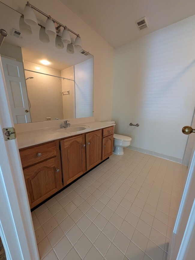 Building Photo - 407 Clairton Ct