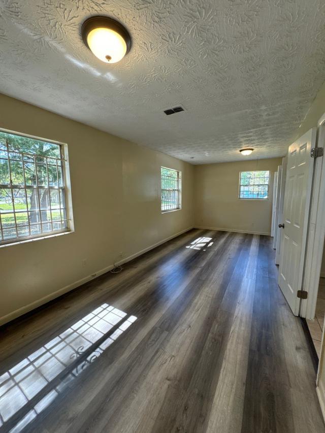 Building Photo - 3 bedroom in Jacksonville FL 32208