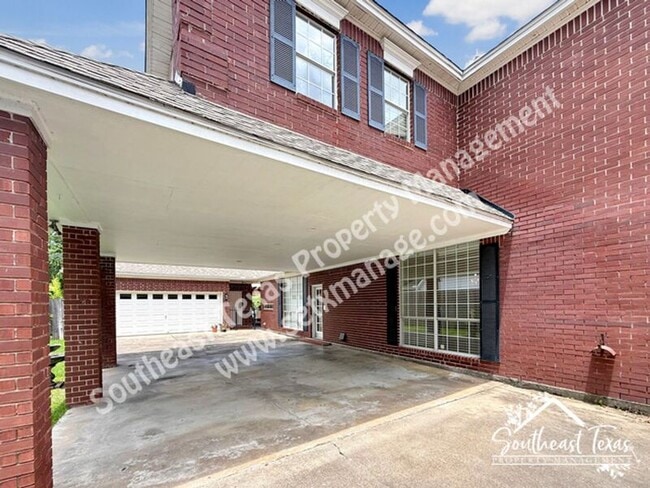 Building Photo - 4980 Littlewood Dr