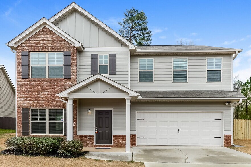 Primary Photo - 705 Yukon Way