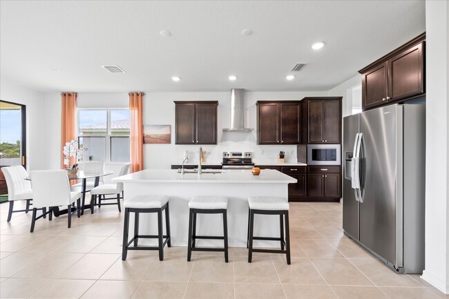 Building Photo - 12195 Stirrup Dr