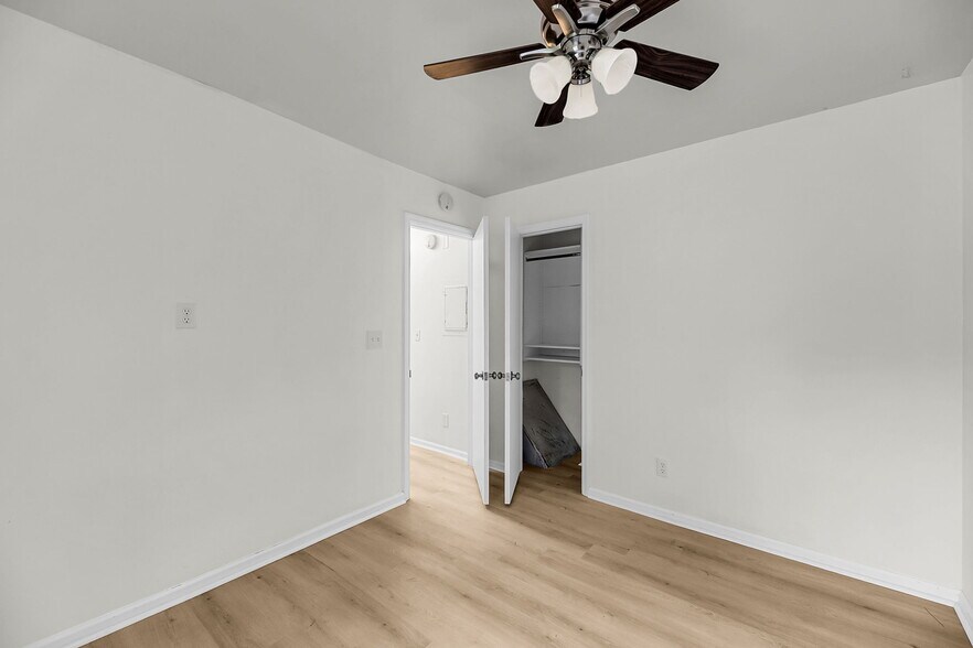 Bedroom 3 - 1594 Point Park Dr