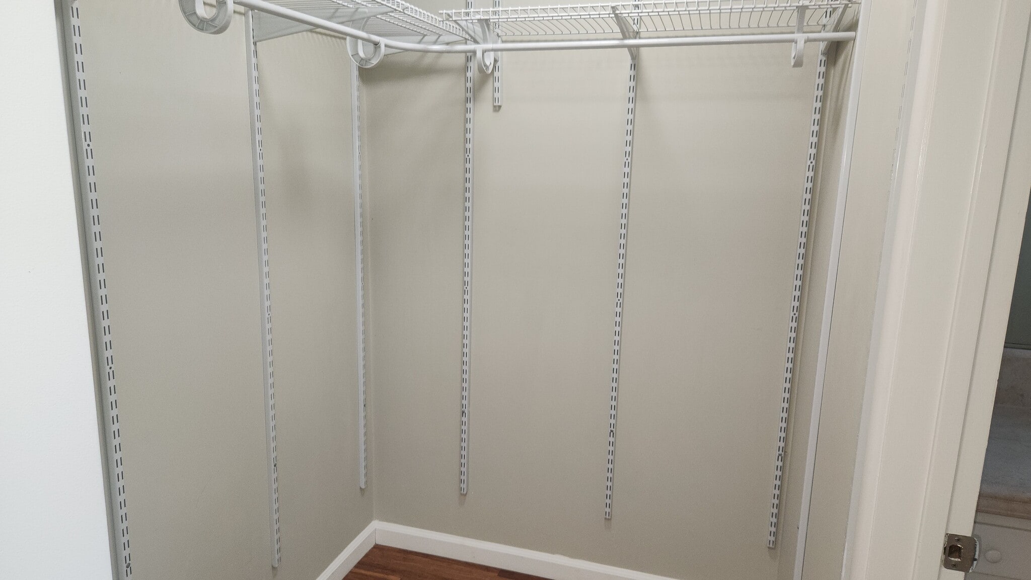 Building Photo - 3548 Military Ave