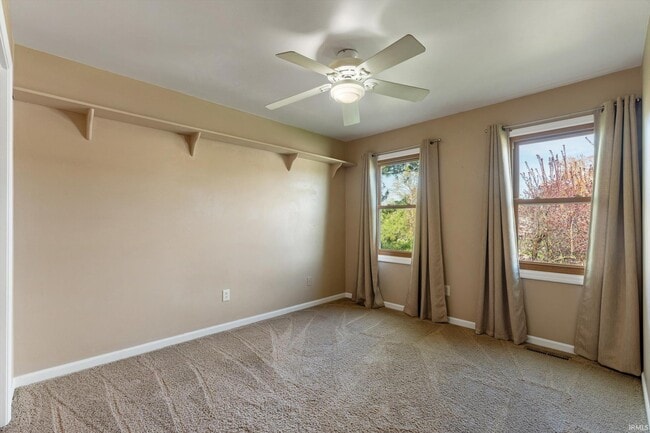 Building Photo - 51595 Harvester Dr