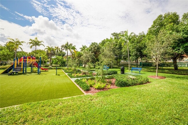 Building Photo - 5127 NW 102nd Ct