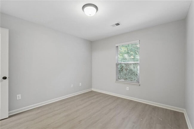 Building Photo - 149 Sunset Ln