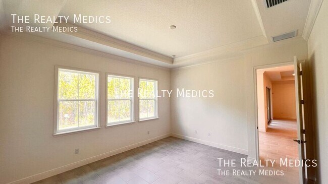 Building Photo - 1440 Nandina Cir