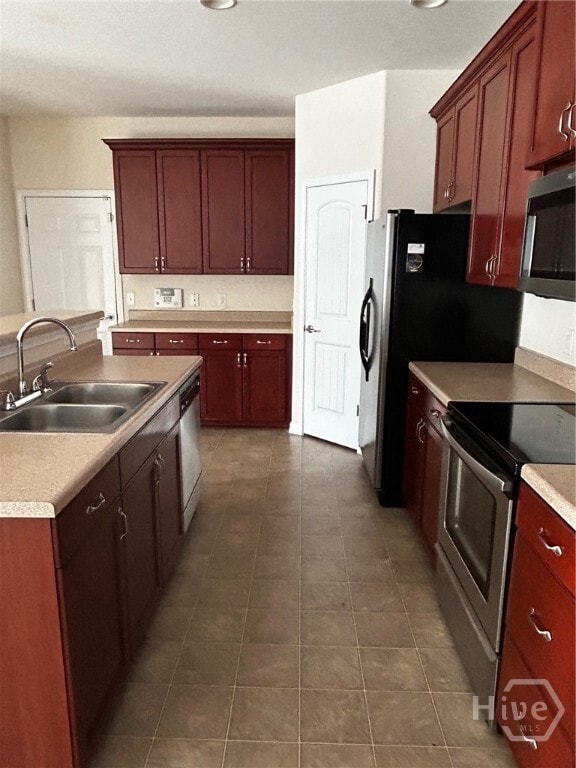 Building Photo - 156 Chapel Lake S