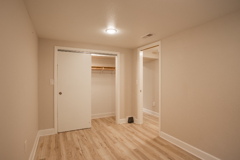 Building Photo - 7434 SE Duke St