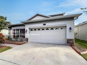 Building Photo - SPECIAL PROMOTION / Modern 4-Bedroom Home with Attached Garage / Pet-Friendly / Vouchers Accepted...