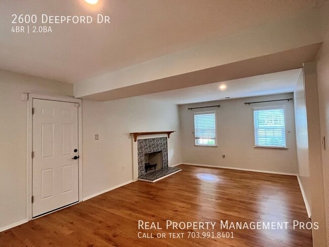 Building Photo - 2600 Deepford Dr