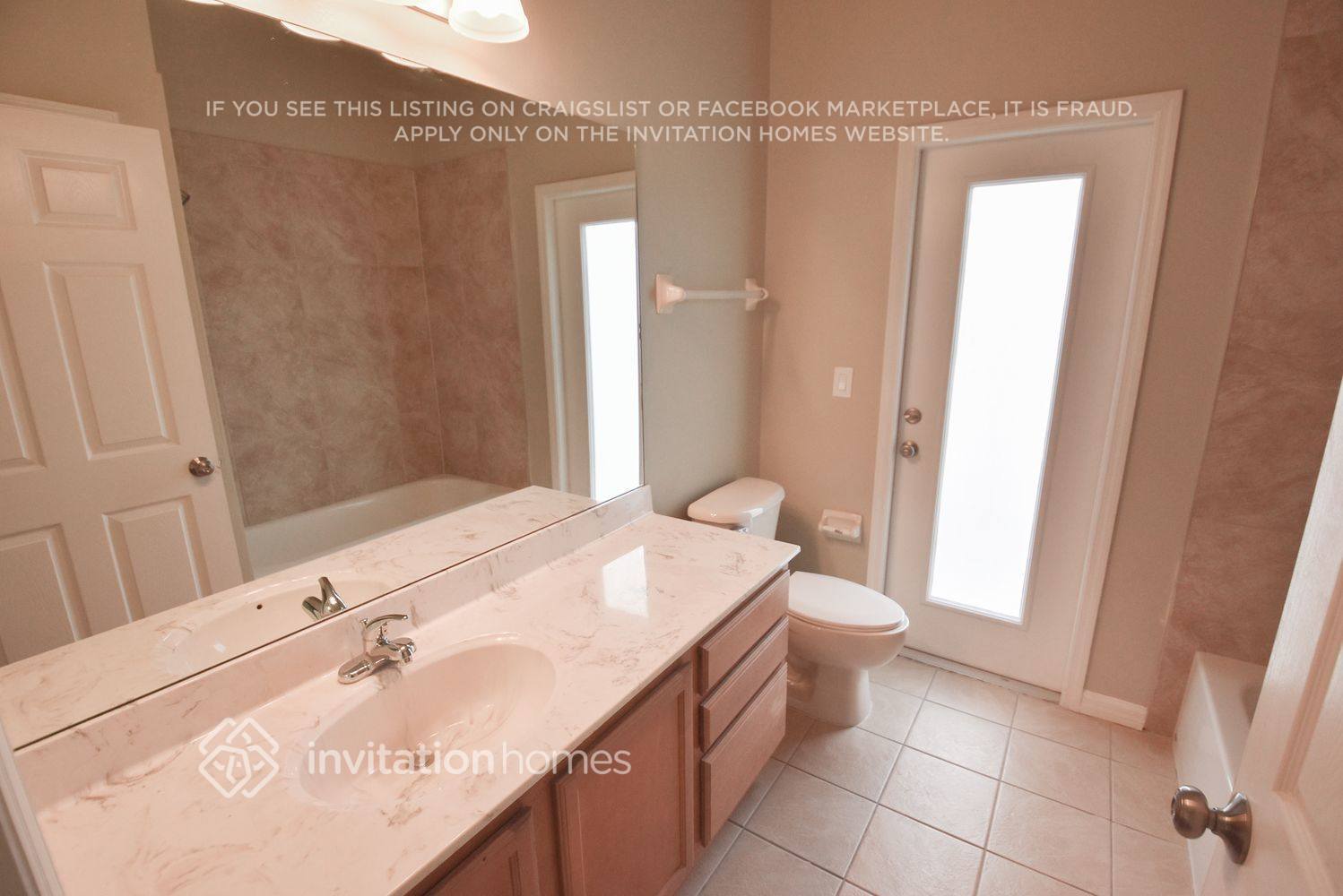 Building Photo - 920 White Oak Way