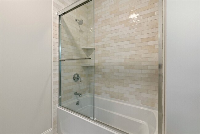 Building Photo - 13 1/2 Merrimac St