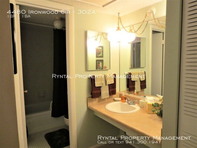 Building Photo - 4480 Ironwood Cir