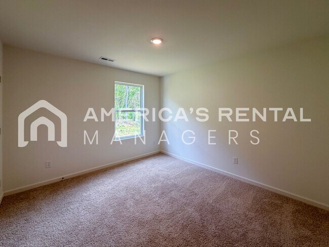 Building Photo - DEPOSIT PENDING! New Construction Home for Rent!