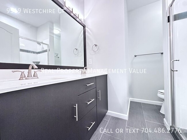 Building Photo - 9519 Westchire Ct