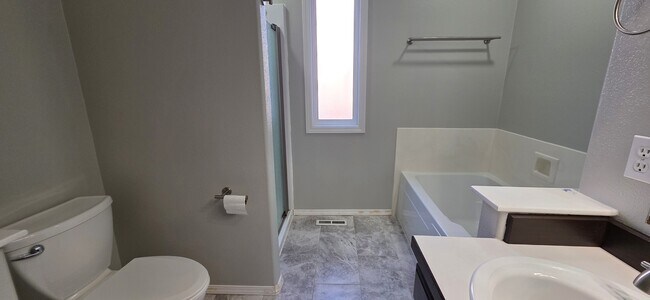 Building Photo - 1123 N Watson Way