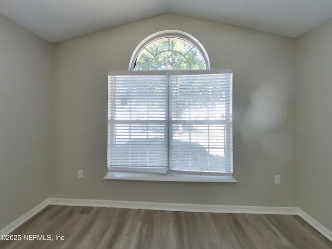 Building Photo - 4138 Clearbrook Cove Rd