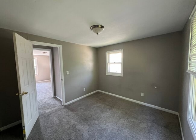 Building Photo - 810 Alliance Ave