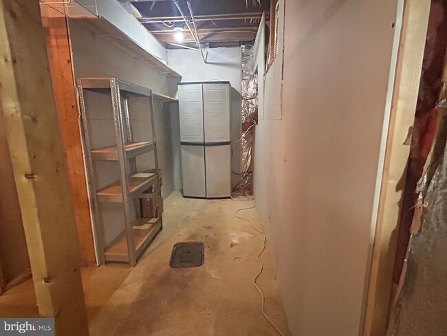 Building Photo - 1635 Elkwood Ct