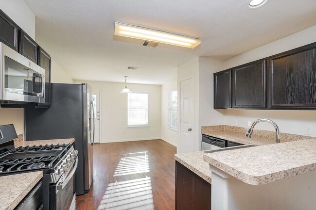 Building Photo - 16371 Royal Stone Ln