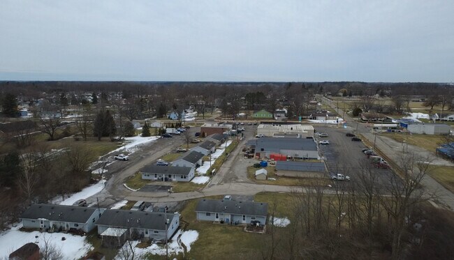 Building Photo - 93 E Hope Dr