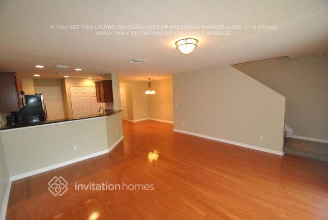 Building Photo - 22124 Majestic Woods Way